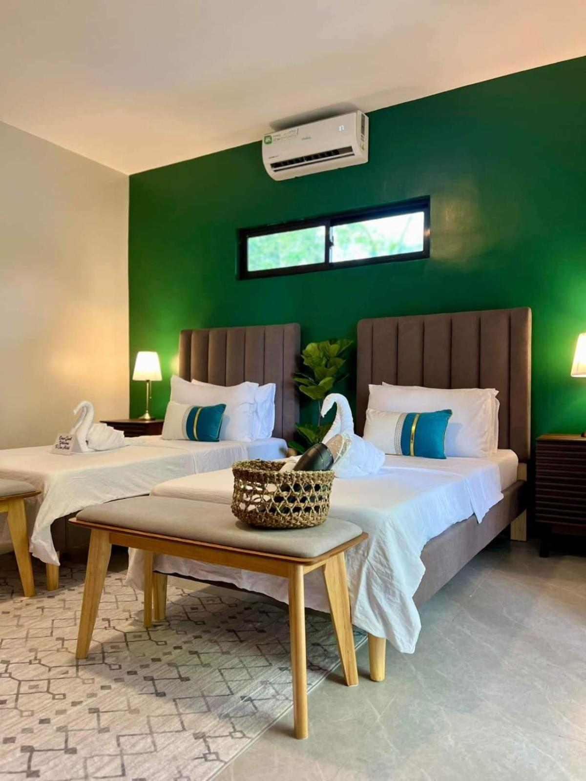 Tambisan Resort San Juan  Exteriör bild